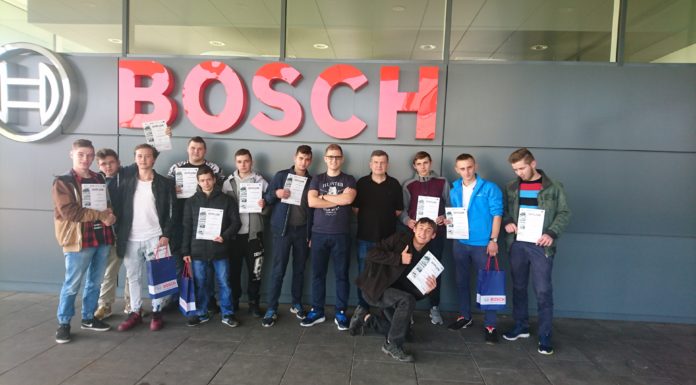 Uczniowie z Gryfowa Śląskiego w BOSCH