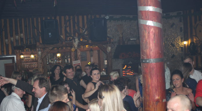 Roztańczona “LEOPOLDÓWKA” – Andrzejki 2017 r.