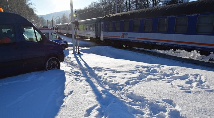 Śmiertelny wypadek na przejeździe kolejowym w Szklarskiej Porębie