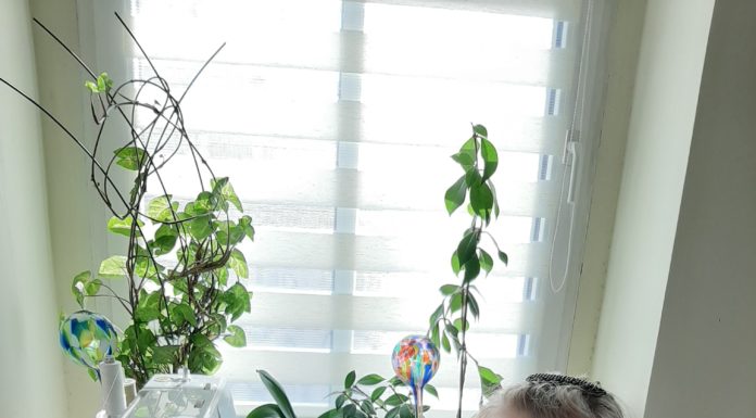 Akcja szycia maseczek ochronnych w Świeradowie-Zdroju dla potrzebujących