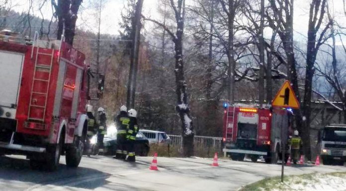 Wypadek w Orłowicach – kierowca był objęty kwarantanną