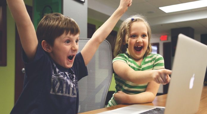 LAPTOPY DLA NASZYCH SZKÓŁ