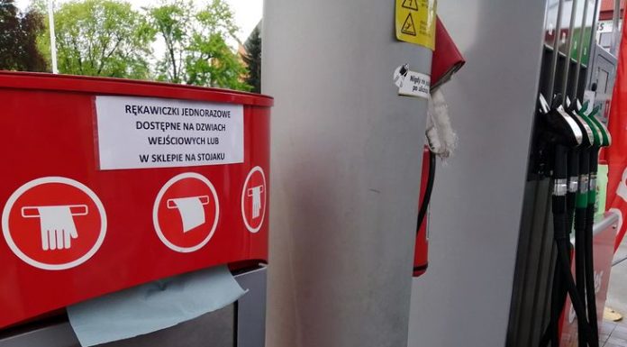 Brak rękawiczek na stacji paliw? Lepiej dobrze sprawdź